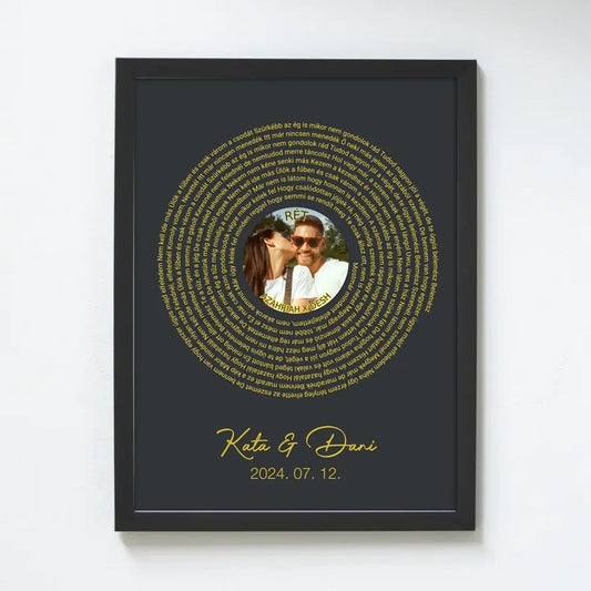 Közös dal falikép dalszöveggel bakelit alakban